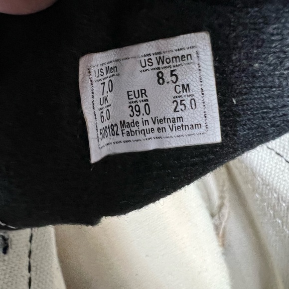 Unisex Black n white Vans 7men/8.5woman - Picture 7 of 7